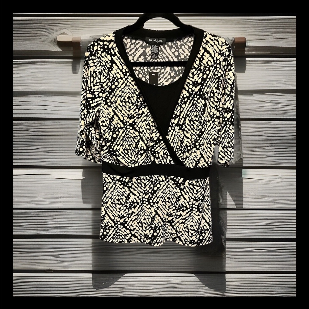 ELIE McCARTHY NWT BLACK & TAN BUBBLE PATTERN V-NECK QUARTER SLEEVE BLOUSE. MED